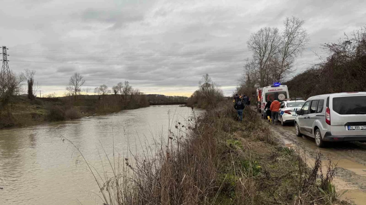 Sakarya Nehri'nde ceset bulundu