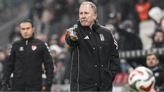 Sergen Yalçın: 'Kendi geleceğimi değil, kulübün geleceğini düşünüyorum'