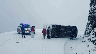 Siirt'te minibüs devrildi: 6 yaralı