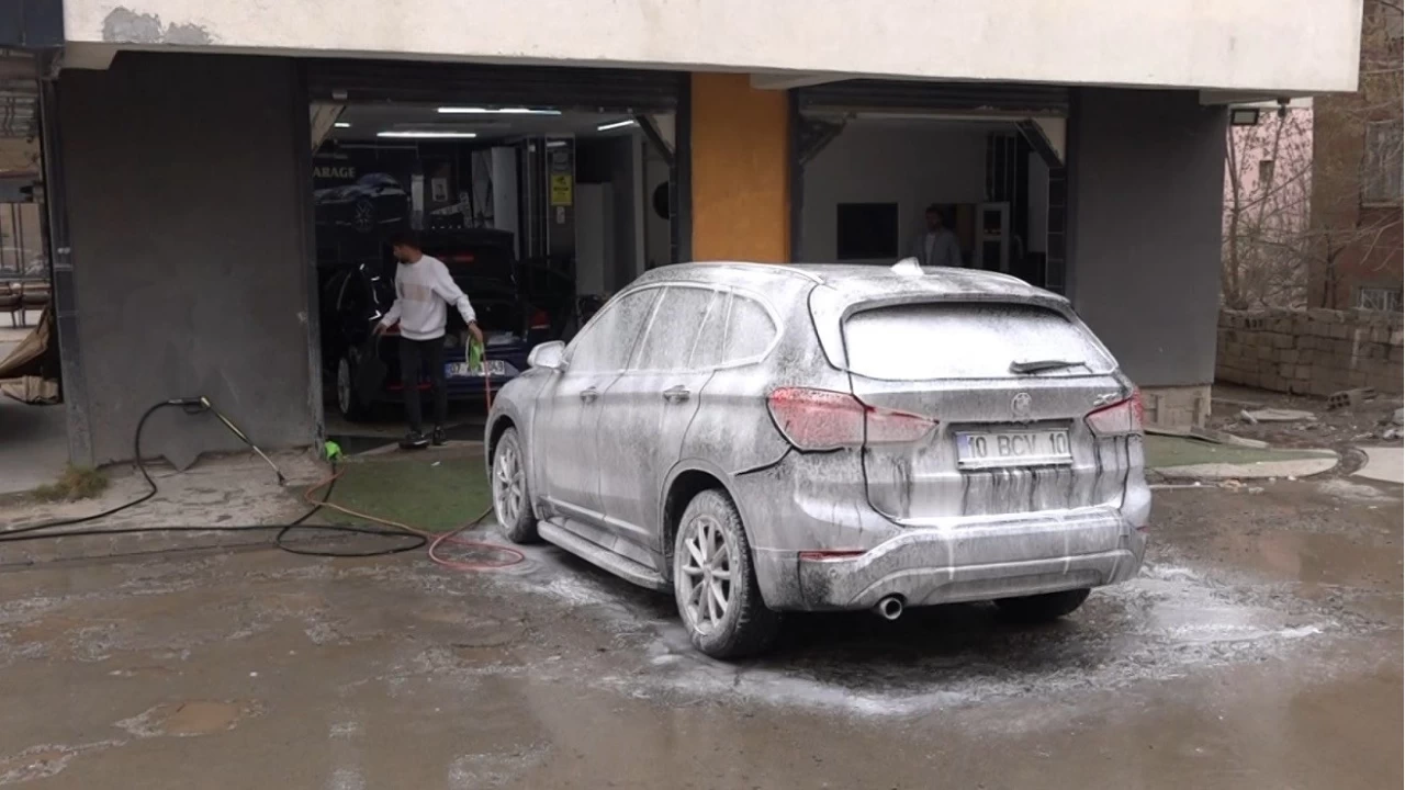 Toz taşınımı, oto yıkamacılarda kuyruk oluşturdu