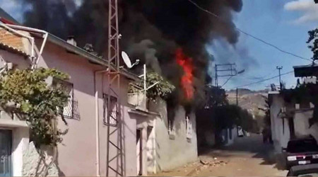 Tüpten sızan gaz bomba gibi patladı