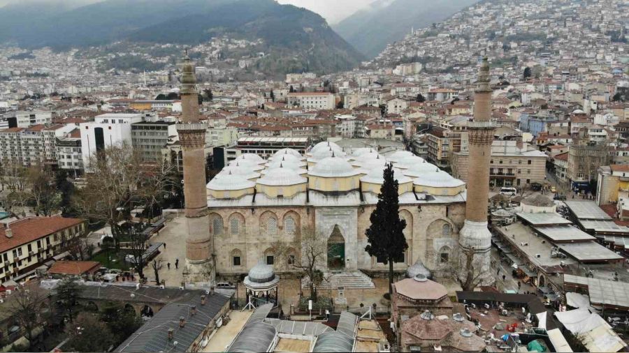 Ulu Camii mahyalarında 'birlik' mesajı