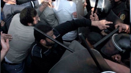 Umman'da protestolarda göstericiler polisle çatıştı
