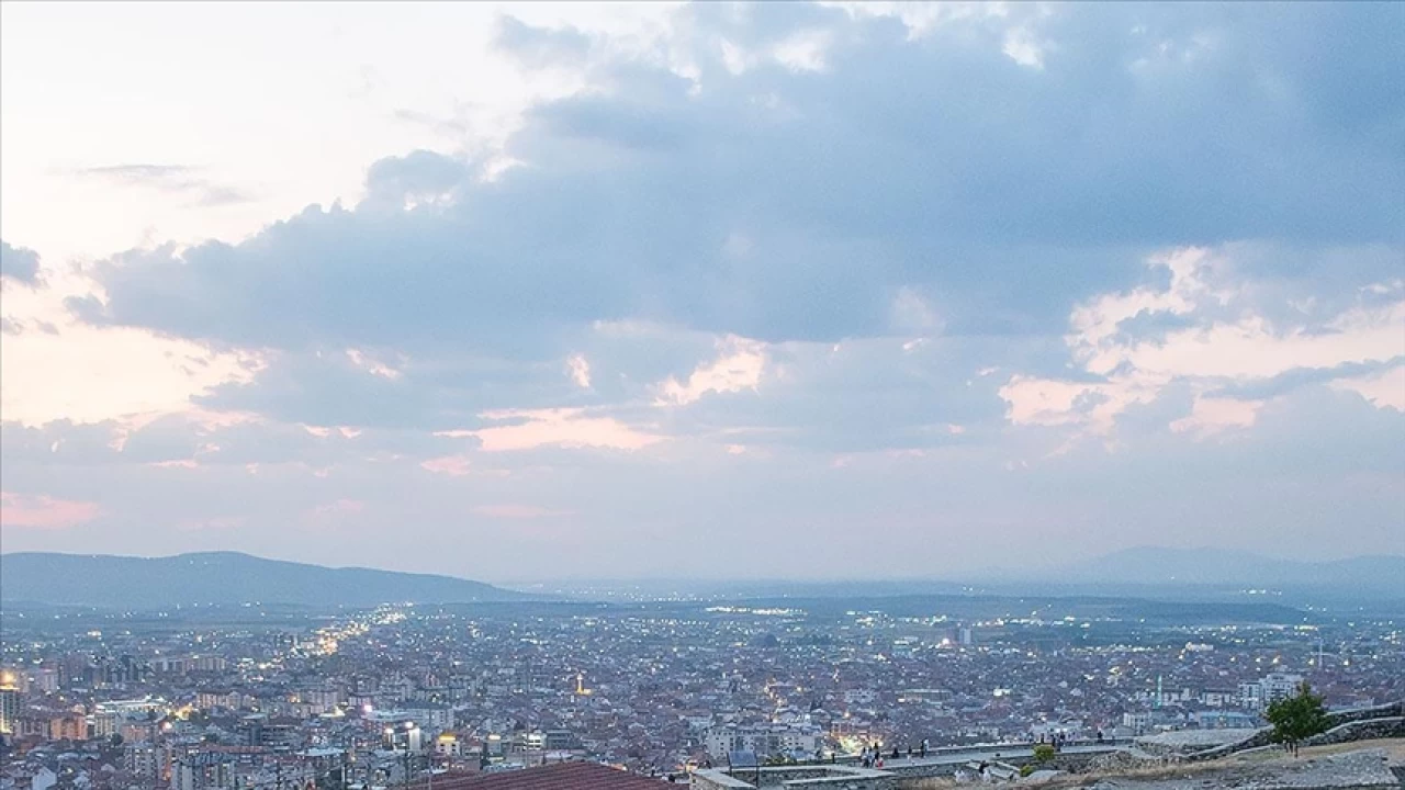 Uydular ve radarlar hava durumunu gzlemliyor