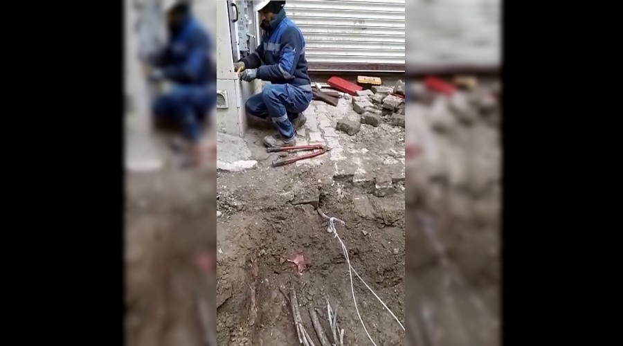 Yer altından kaçak elektrik hattı çekmişler