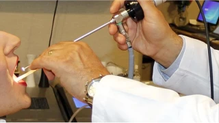 Ağız kokusuna yol açan 6 etken