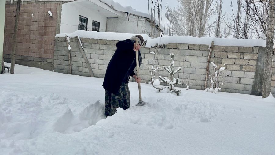 Ar'da 321 ky yolu kar nedeniyle ulama kapand