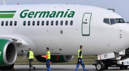 Almanya, İngiltere ile uçuşları askıya aldı