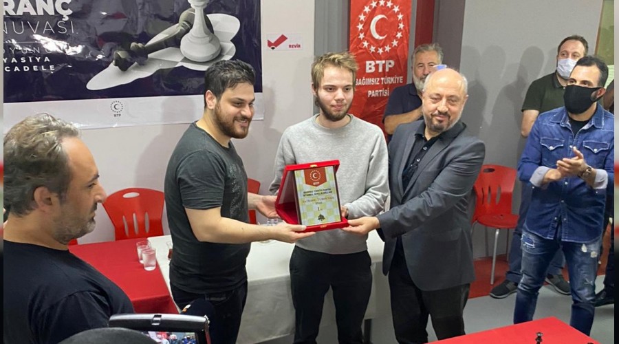 Baş: 'Turnuvayı zevkle takip ettim'