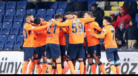 Başakşehir'in çıkışı sürüyor