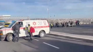 Batı Kudüs'te düzenlenen silahlı saldırıda 3 İsrailli öldü