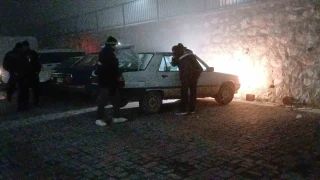 Çorum'da park halindeki otomobil kurşunlandı