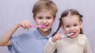 Dişlerinizi düzenli fırçalayarak koruyun