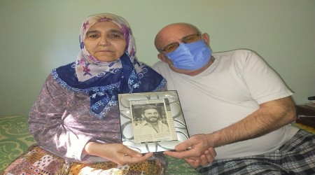 Dört yıldır evlatlarını bekliyorlar