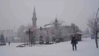 Erzurum beyaza büründü