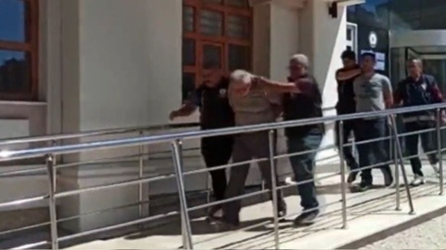 Fırıncı cinayetinin şüphelisi kafede yakalandı