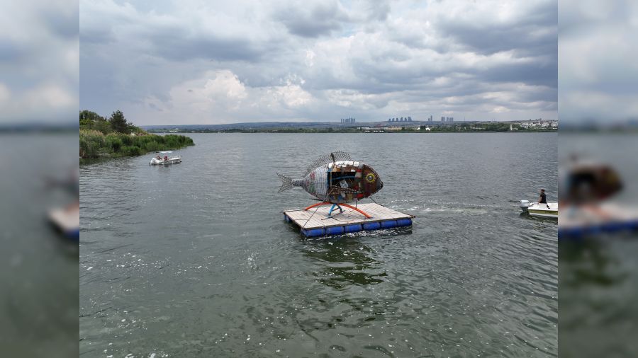 Geri dönüşümle oluşturulan ‘Balık Heykel’ ismini arıyor