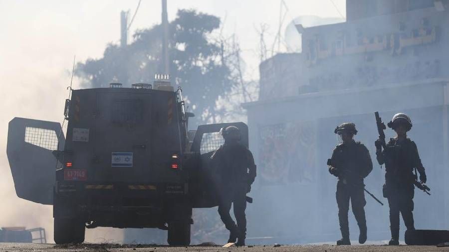 İsrail askerleri Batı Şeria'da 2 Filistinliyi öldürdü