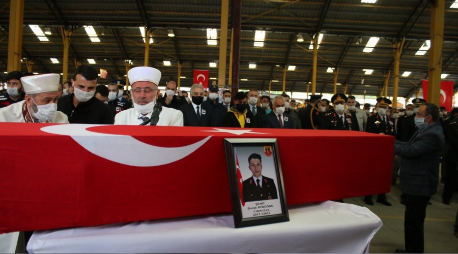 Konyalı şehit toprağa verildi