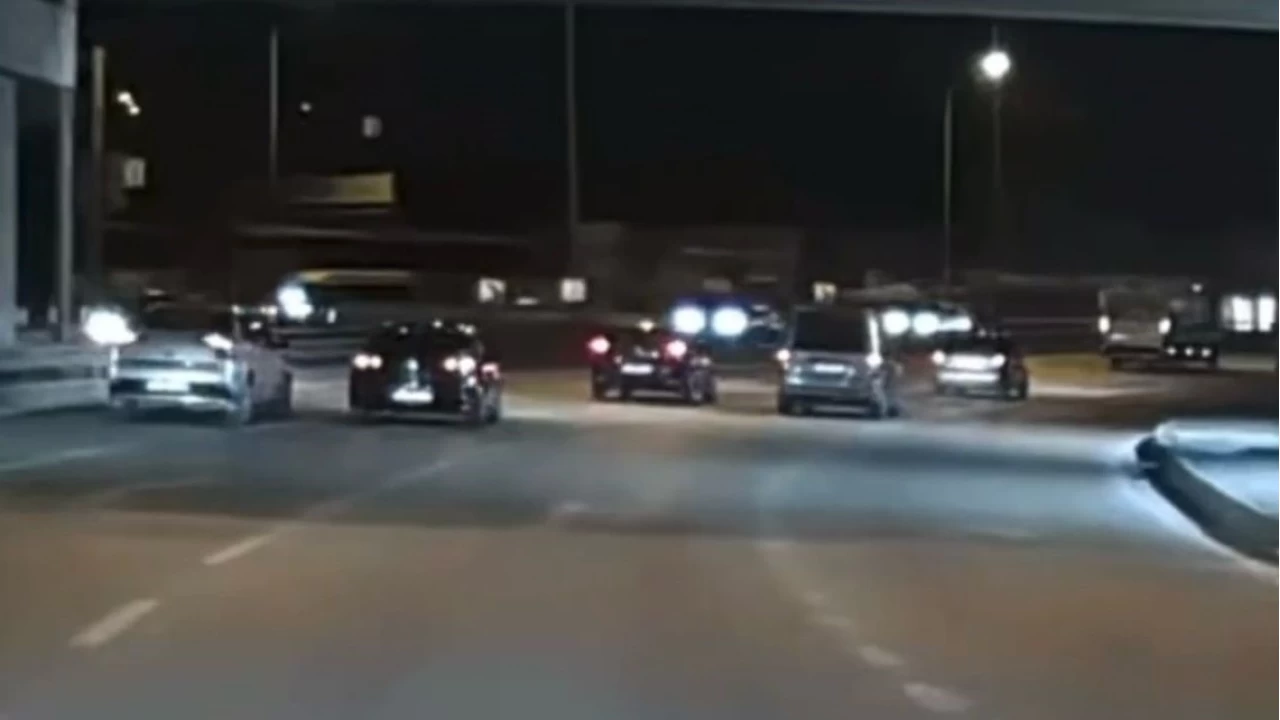 Makas atan sürücü zincirleme kazaya sebep oldu