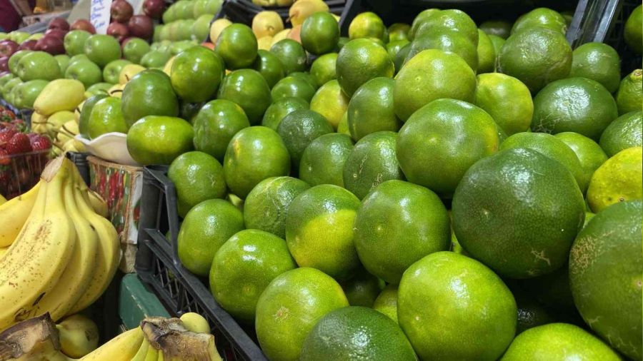 Mandalina tezgaha düştü