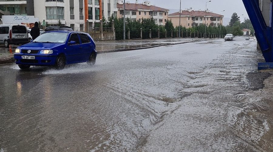 Meteoroloji uyardı, Karabük genelinde yağmur etkili oluyor