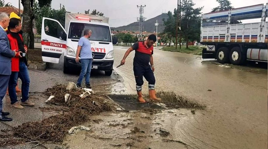 Sungurlu'yu iddetli ya vurdu