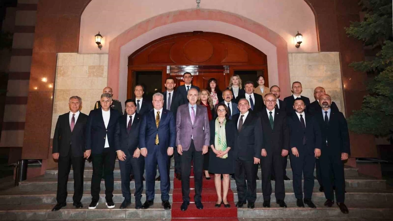 TBMM Başkanı Kurtulmuş Kırgızistan'a gitti