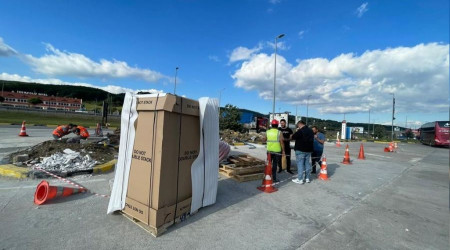 TESLA'nın ilk şarj noktası Highway'de kuruluyor