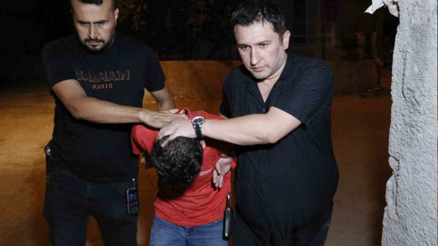 Uyuşturucu satıcısı üzerinde 675 adet uyuşturucu hapla yakalandı