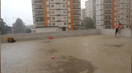 Yağış dakikalar içinde hayatı felç etti