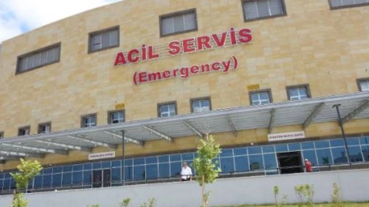 17 yaşındaki genç çalıştığı tamirhanede araç içinde ölü bulundu