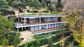 Adnan Oktar'ın eski villası Rus Oligark'ın restorasyonundan geçti