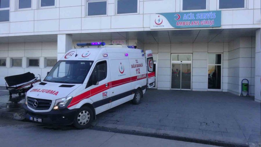 Asansörün halatı koptu: 1 yaralı