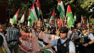 Binlerce Filistin yanlısı, DP Kongresi'ni protesto etti