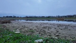 Büyükçekmece gölünde su azalıyor