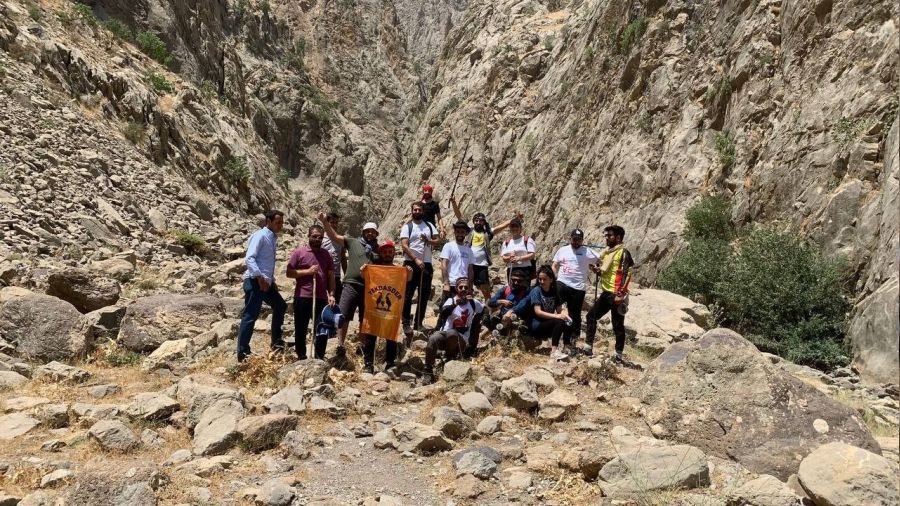 Dağcılar Şemdinli'deki kanyonları gezdi