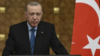 Erdoğan 6 Şubat depremlerinde hayatını kaybedenleri andı