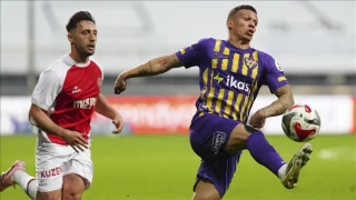 Eyüpspor ile Fatih Karagümrük berabere kaldı