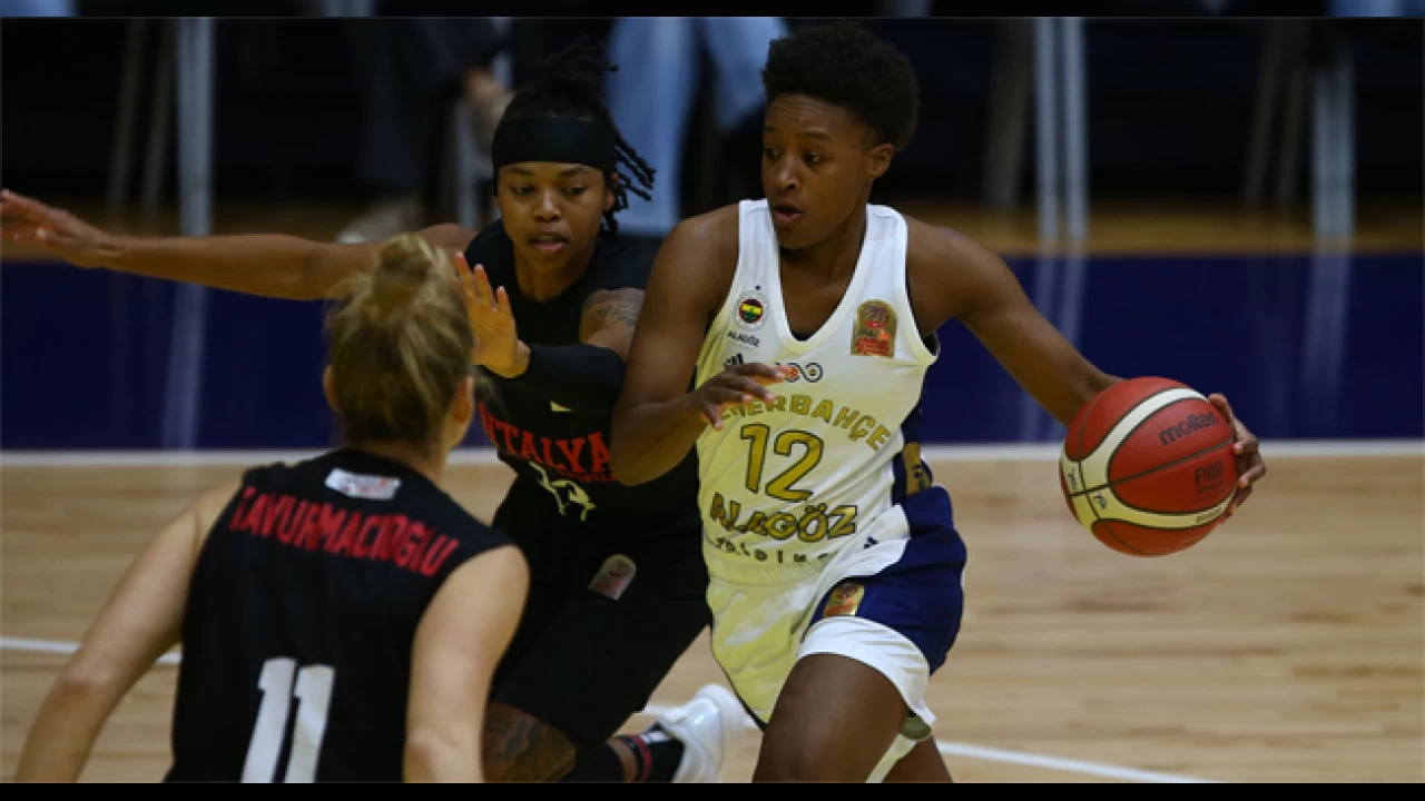 Fenerbahçe Dörtlü Final'in kapısında