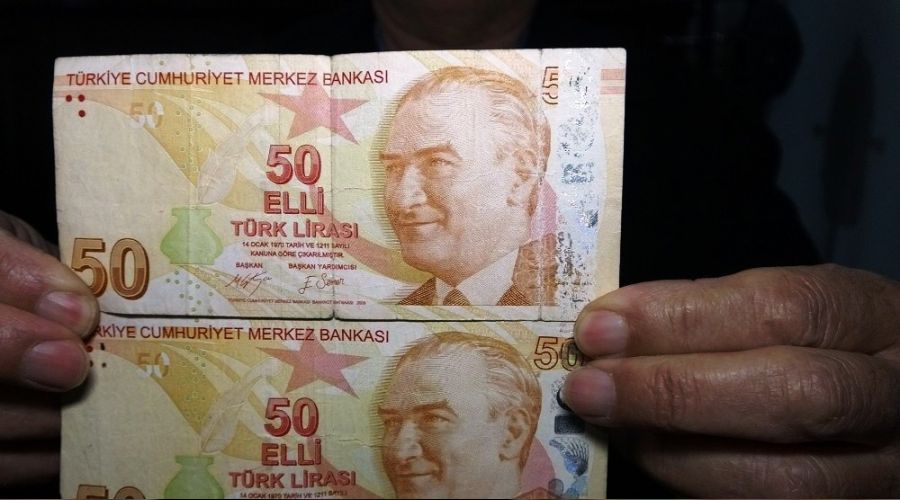'Hatalı basım' 50 lirayı, satışa çıkardı
