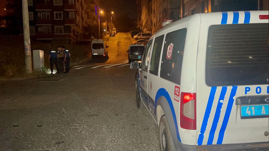 Kocaeli'de silahlı kavgada 1 kişi yaralandı