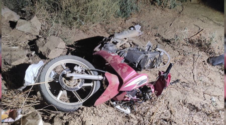 Manisa'da otomobil motosiklete çarptı : 1 ölü