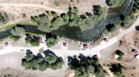 Muhtar, bozkırı vahaya dönüştürdü