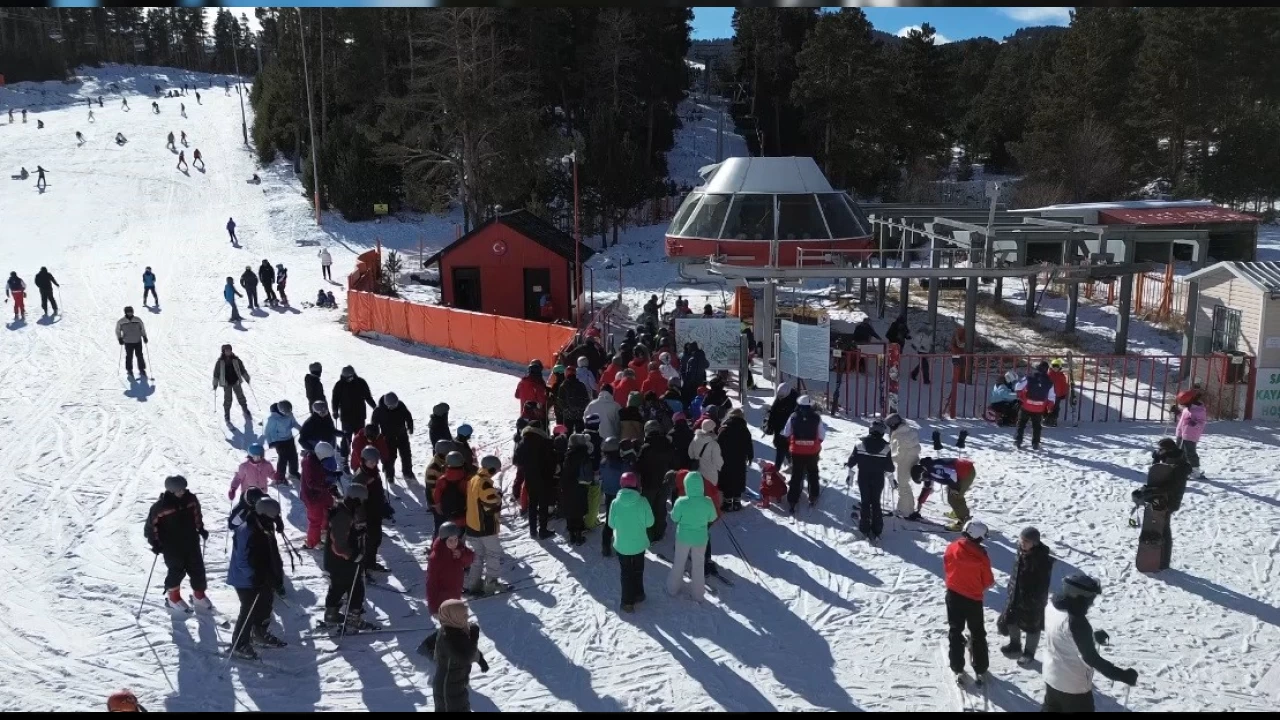 Sarkam Kayak Merkezi'nde tatil younluu