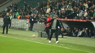 Selçuk İnan kırmızı kart gördü