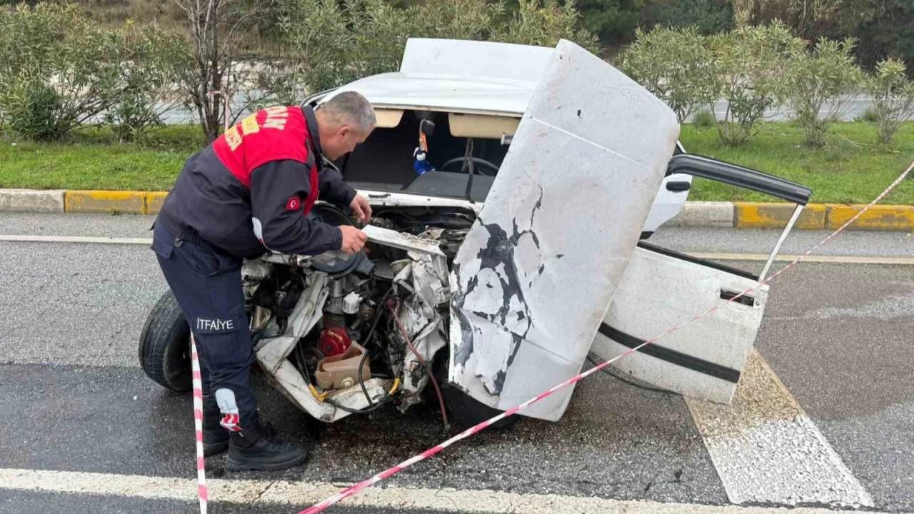 Ske'de trafik kazas: 1 l, 2 yaral