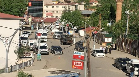 Teröristlerden Çukurca'ya havanlı saldırı