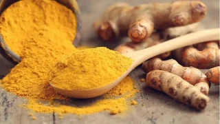 Zerdeçal: Altın renkli şifa kökü