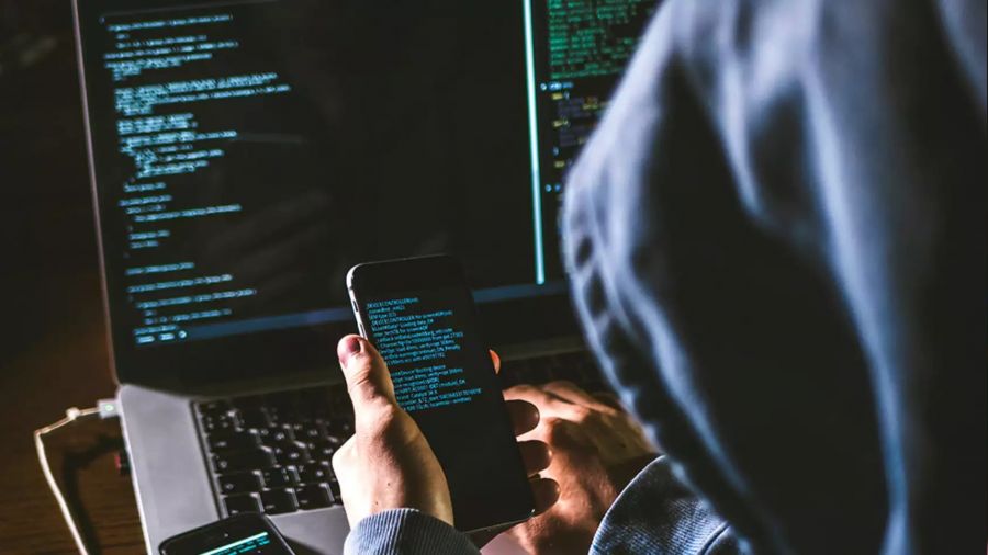 10 ülkeye İsrail bağlantılı casus saldırı